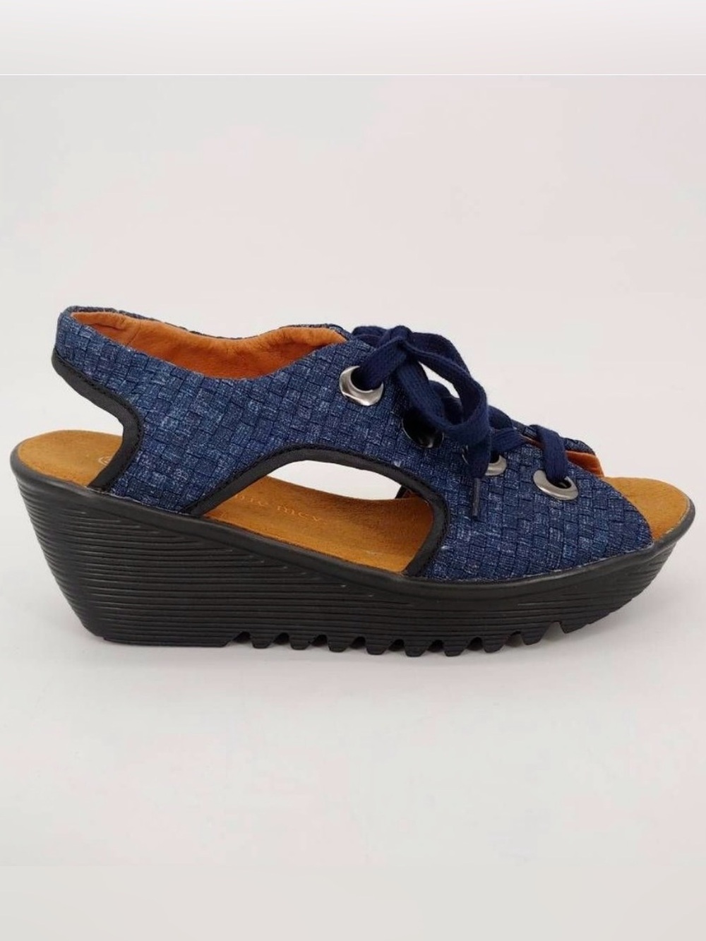 BM Bernie Mev Womens Marcelo Sandals Blue Basketweave Wedge Heels EUR 40/ 9 New